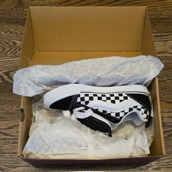 Vans Knu Skool Checkerboard Skate Shoe - Black / White - Picture 4 of 8